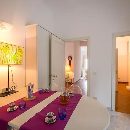 Villa Sleeps 13 With Pool And Air Con Meina