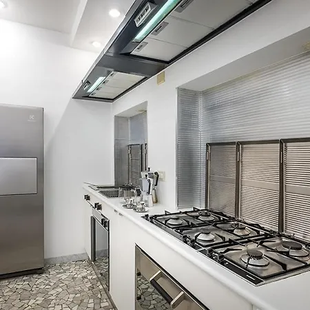 Sleeps 13 With Pool And Air Con Villa